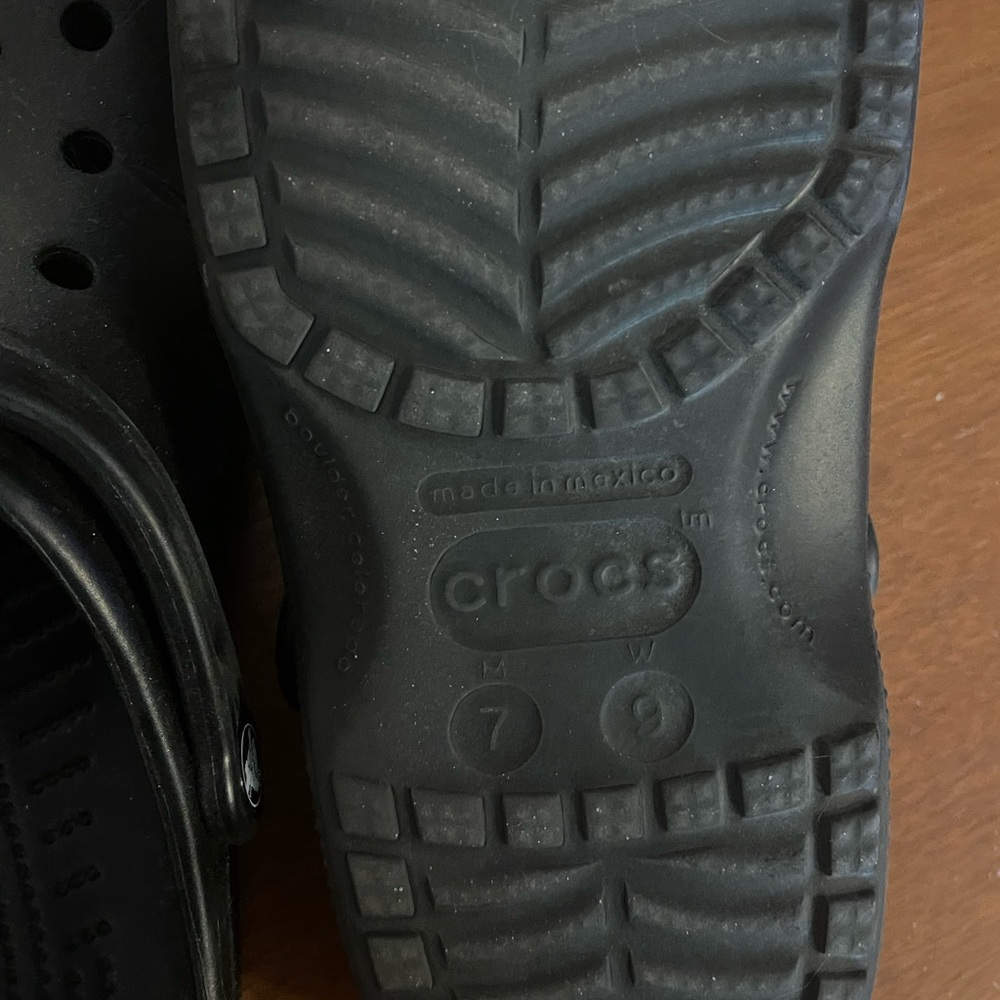 Black Crocs